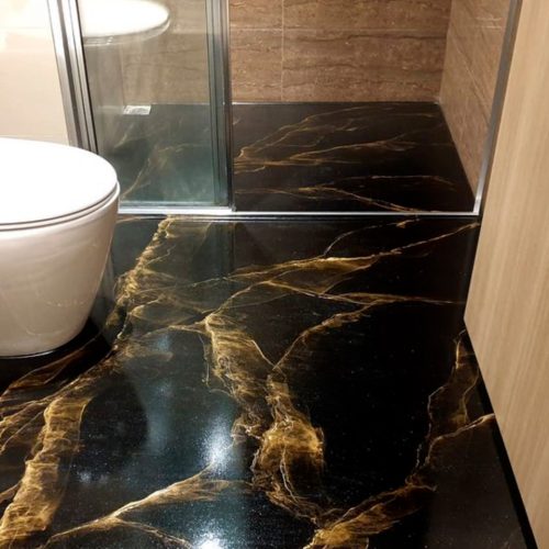 resin-universe-porcelanato-liquido-marmolado-baño